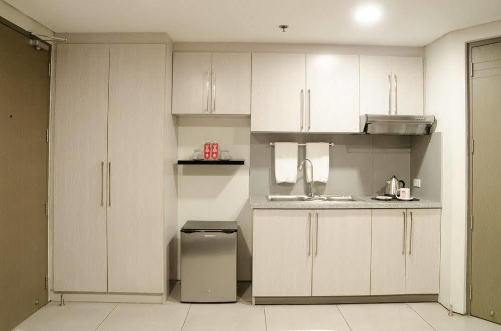 Zen Rooms Santa Cruz Макати Экстерьер фото